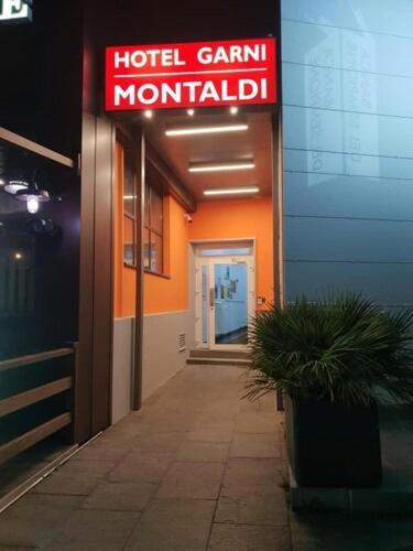 Hotel Garni Montaldi Muralto Esterno foto