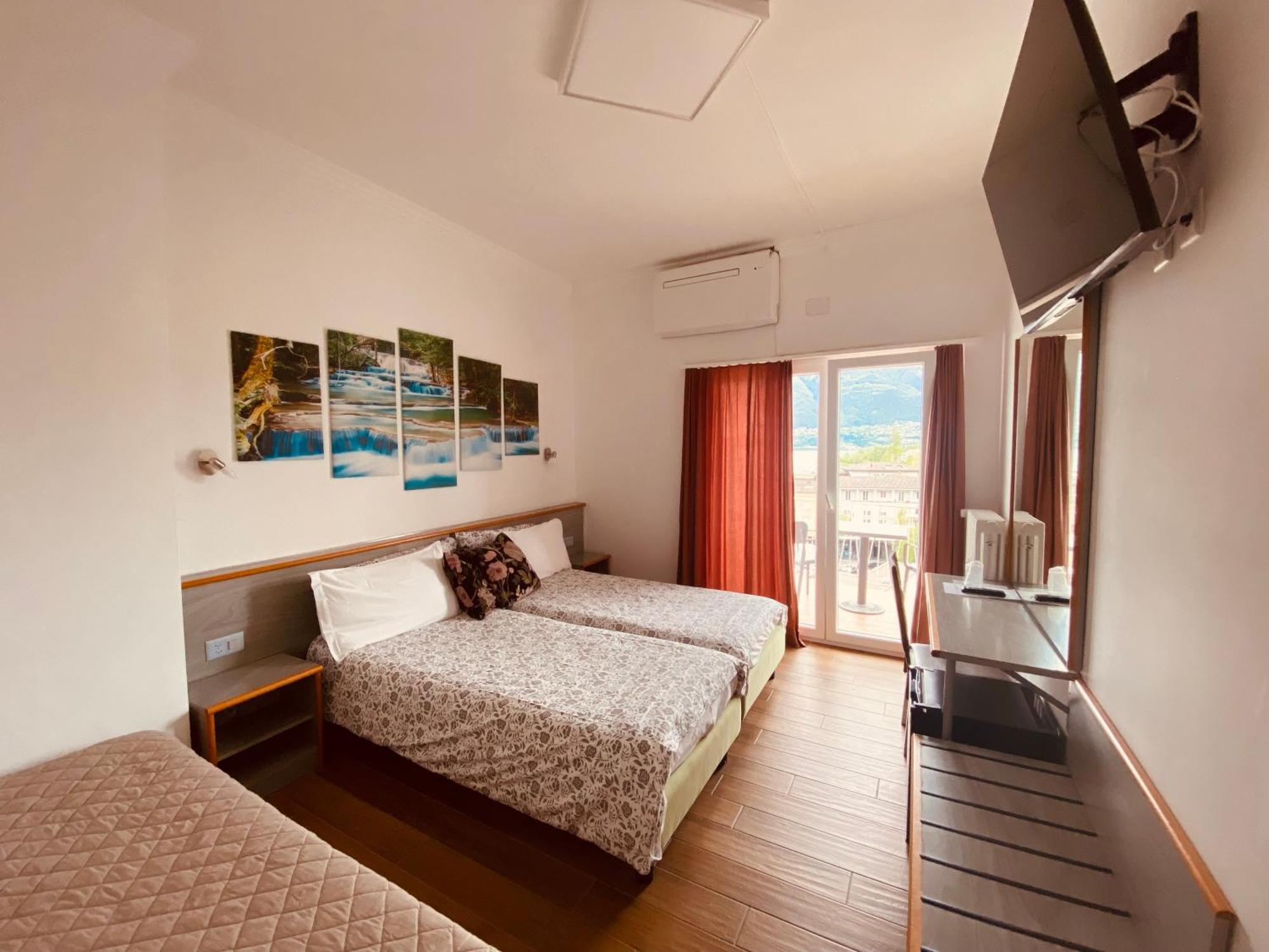 Hotel Garni Montaldi Muralto Esterno foto