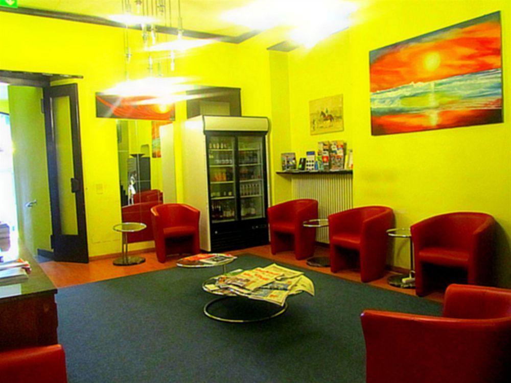 Hotel Garni Montaldi Muralto Esterno foto